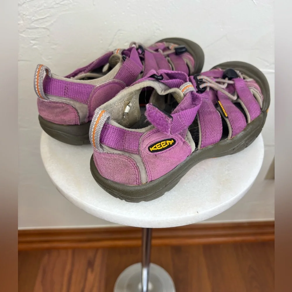 KEEN Girls Waterproof‎ Sandal Shoe Purple Kid Children Outdoor Hiking Camping 4